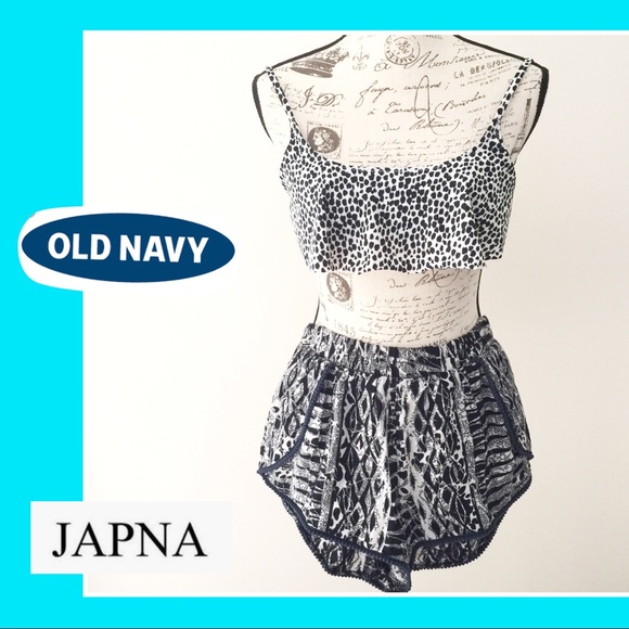 Old Navy Other - Black & White combo Beach Set